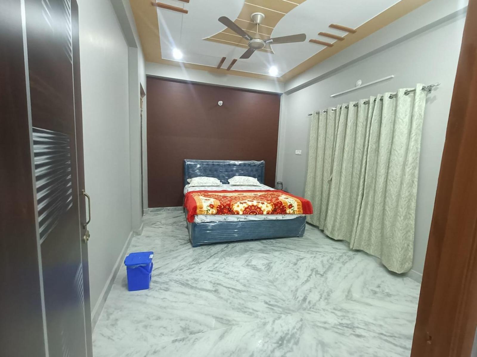 Готель Sarvodaya Residency Ayodhya Екстер'єр фото